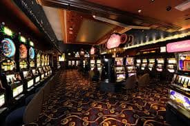 Tabel pembayaran (paytable) permainan slot Yggdrasil dengan simbol dan nilai hadiah
